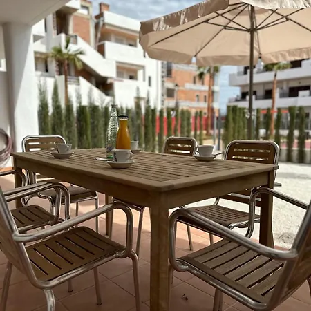 Apartment Moderno Cerca De La Playa, Aire Acondicionado, 2 Dormitorios, Jardin Comun - Es-376-18 *